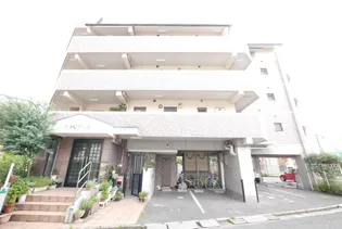 プロビデンス【3階】の外観