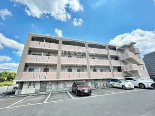 クアトロ【3階】の外観