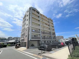 アン レーヴの画像