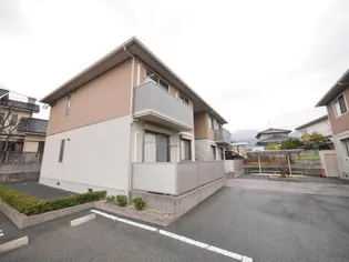 シャナイア A棟【1階】の外観