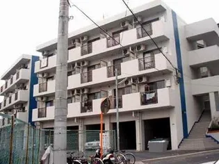 クローバー藤原【2階】の外観