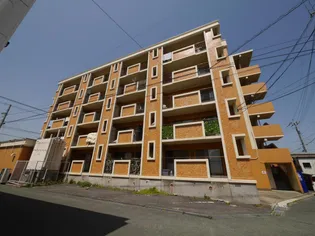 マンションつつみ【1階】の外観