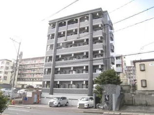 KMマンション産医大前【1階】の外観