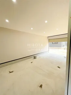 ラグナ セカGARAGE02 A棟【1階】の内装