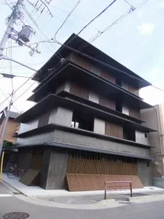 ミヤヴィ御所西【303号室】の外観