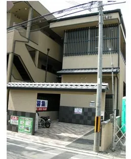ロフティ四条大宮【1階】の外観