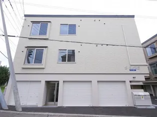 ビーブルー【3階】の外観