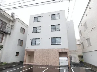 プルメリア栄通【4階】の外観