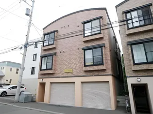 エステート乃木坂【201号室】の外観