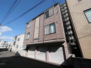 メリディアン【3階】の外観