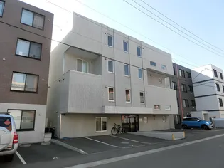 Y’s東札幌【202号室】の外観