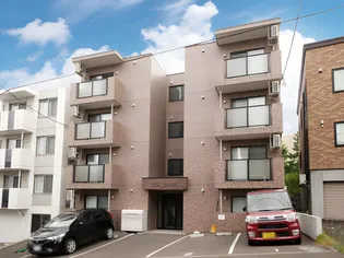 ルーナ南郷【4階】の外観