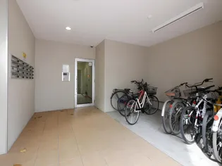 プラティーク札幌【5階】の玄関