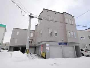 ブルーストリーム・プレイス【2階】の外観