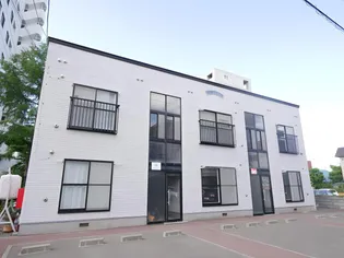 ラメール西線8条【102号室】の外観