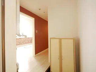 ディオステージ美園【106号室】の玄関