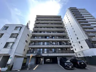 ルーブル4条館【808号室】の外観