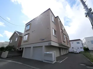 マンションK【2階】の外観