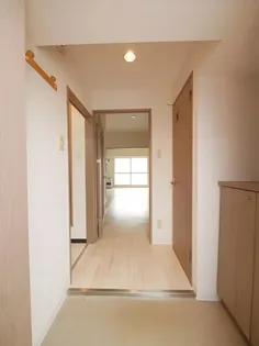 マッシモフェミニール菊水【202号室】の玄関