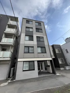 AJiTO S11(アジトS11)【3階】の外観