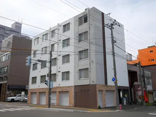 S-COMFORT(エス-コンフォート)【4階】の外観