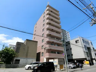 コトン月寒中央【3階】の外観