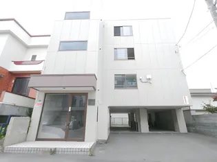 フェアリーテイル澄川【101号室】の外観