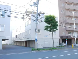 アマンプリ【2階】の外観