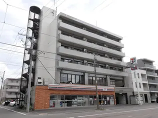 コメンスNO.1【6階】の外観