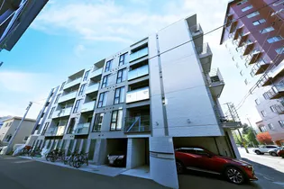 ビッグレジデンス中島公園【2階】の外観