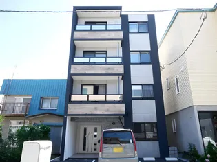 ラピスラズリ【3階】の外観