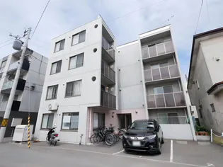 RS4-5【3階】の外観