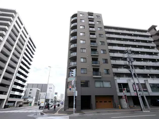 オンズドール【303号室】の外観