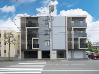 カレラ学園前【1階】の外観