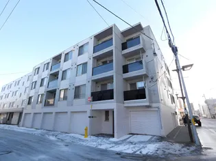 メープル豊平公園【2階】の外観