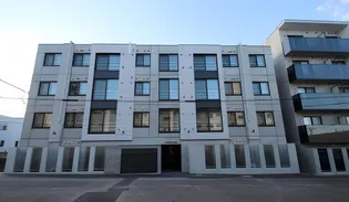 Riviera南郷(リヴィエラ南郷)【3階】の外観