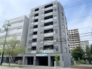 アームズ美術館通IIの画像