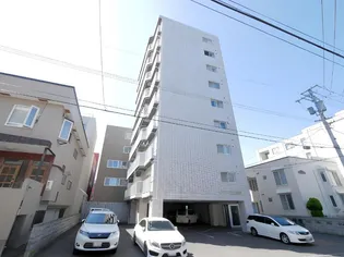 グランデース南郷の画像