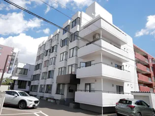 アルファシティ山鼻【206号室】の外観