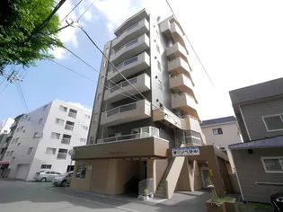 グレースコートの画像