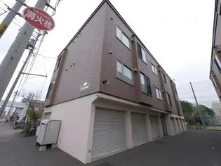 エターナル【2階】の外観