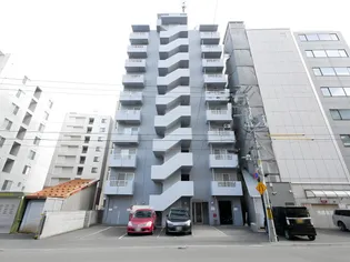 KN南1条マンションの画像