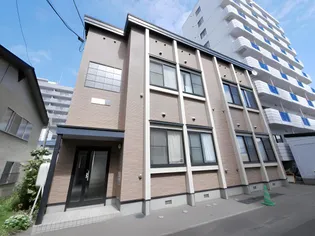 メゾン・ド・パラディソ【2階】の外観