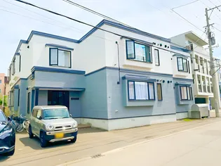 シャルマン豊平【2階】の外観