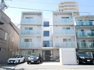 ラ・ルーチェ【2階】の外観