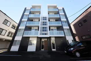 オペラ【1階】の外観