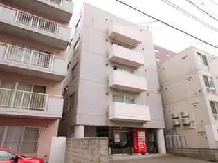 ヴィラ・ススキノ【5階】の外観