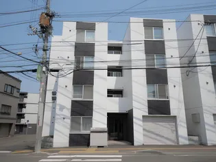 レジナス澄川の画像