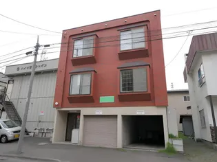 マスターズ18【2階】の外観