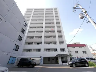 セントポーリアスィート【5階】の外観